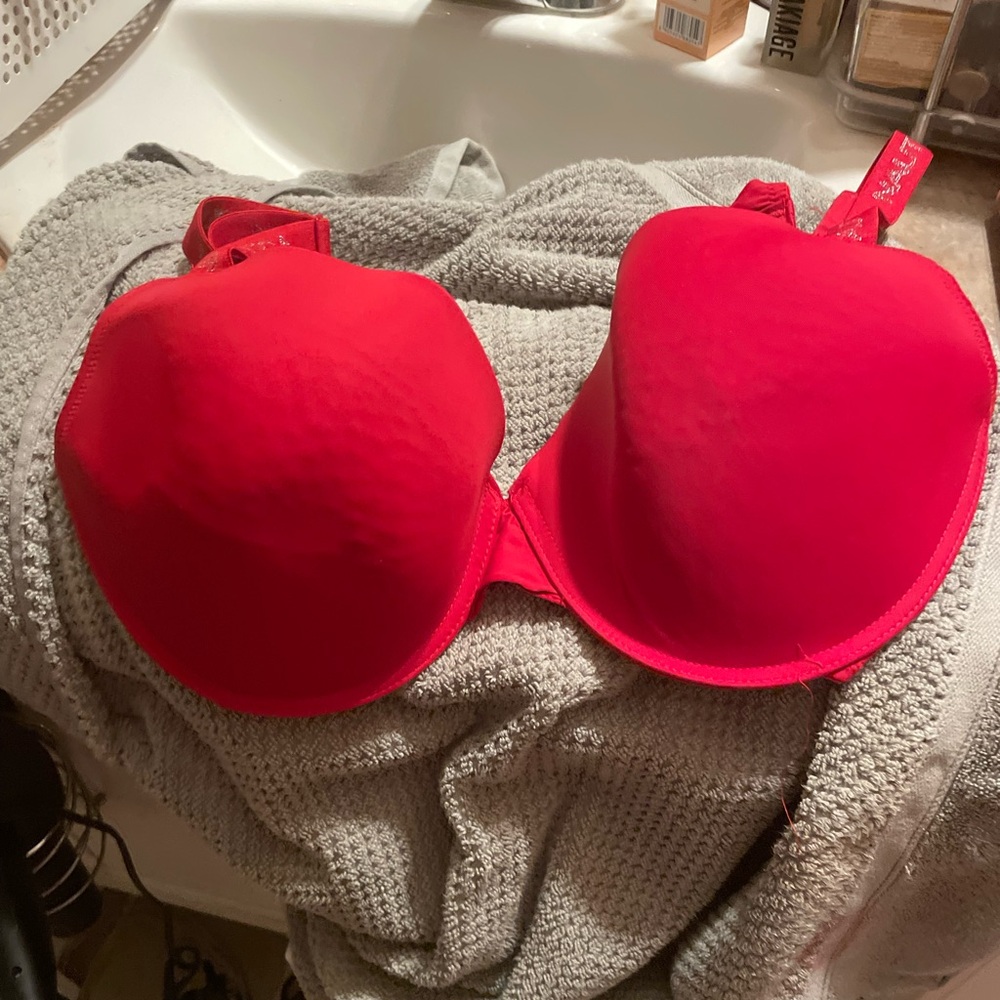 Used nautica red bra